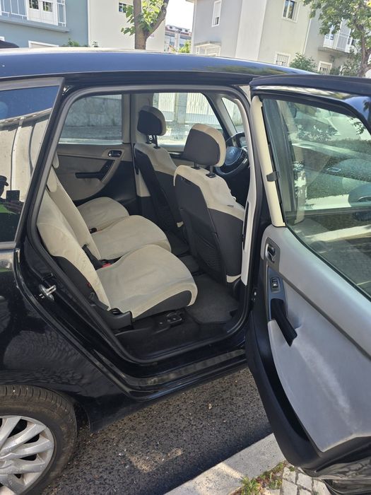 Citroen C4 Picasso 1.6HDI Automático