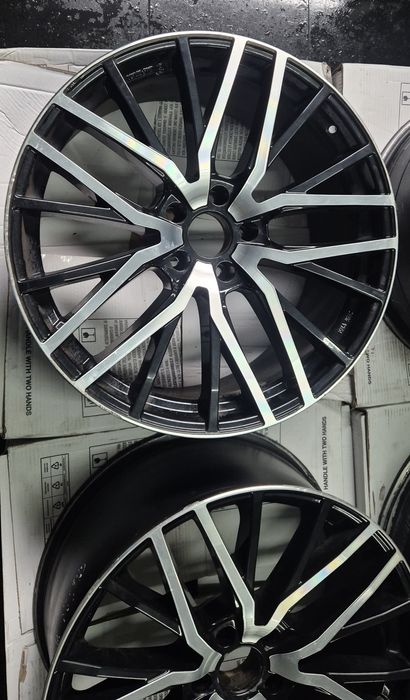 4 Jantes AEZ Panama 21"