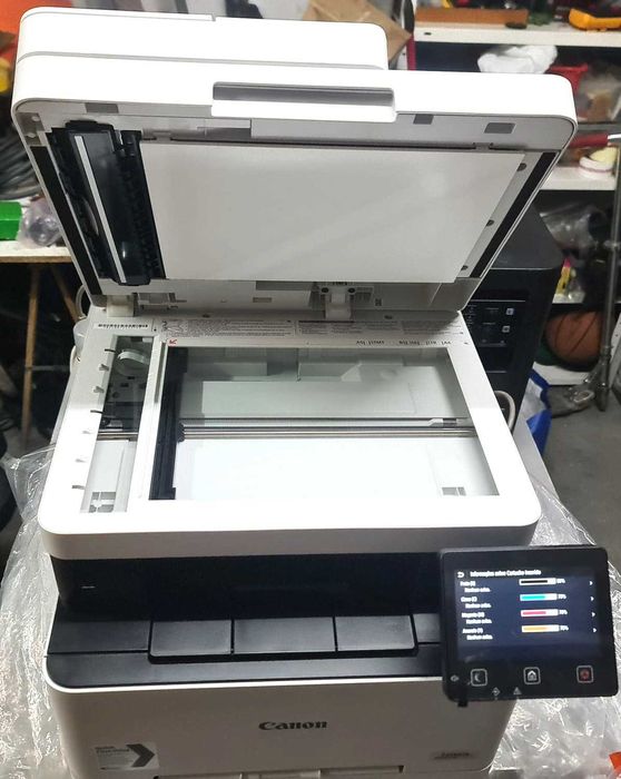 Impressora Canon i-Sensys MF643cdw a laser tinteiros a 70%
