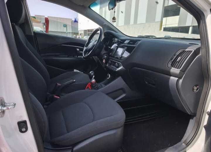 Kia Rio Prime impecável
