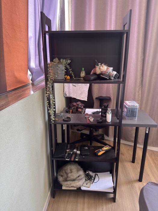 Estante IKEA Preta