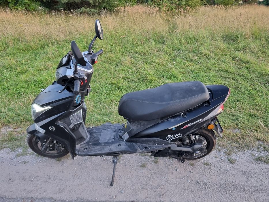 Skuter elektryczny iamelectric Sunra Anger S 5km 2022 rok 3kW 125cm3