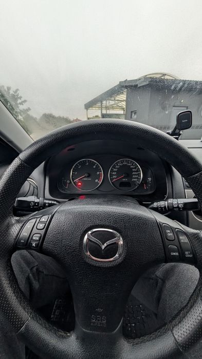 Мазда 6 2003 рік