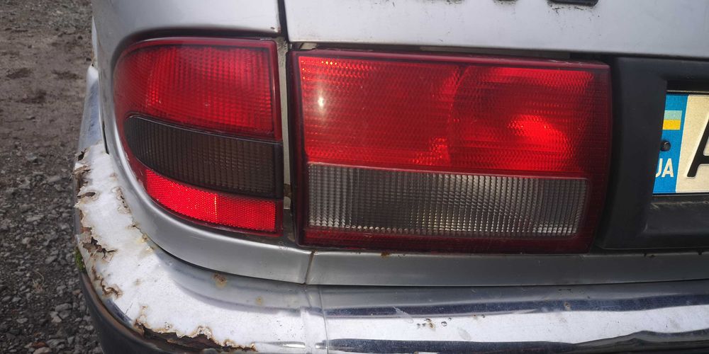 Продам ришітку радіатора ГАЗ 31105, стопи ГАЗ 31105