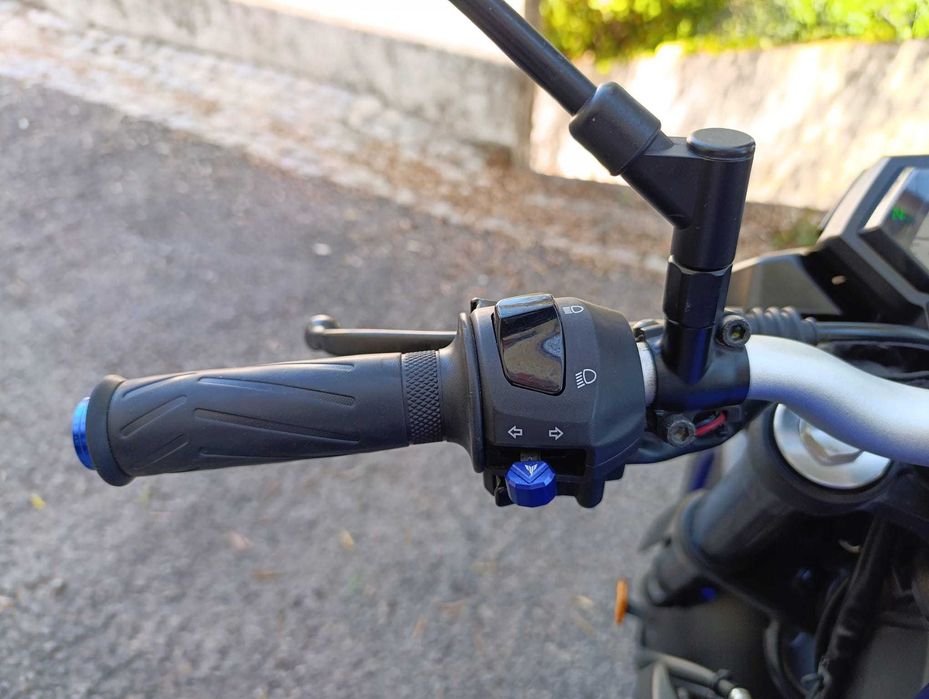 Vendo mota yamaha MT 125