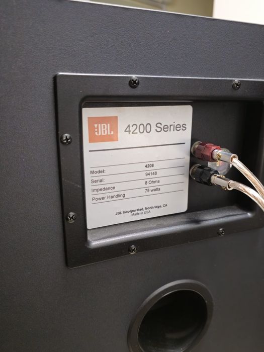 JBL 4208 студійні монітори пасивні ВЧ 1" титан, НЧ 8", Акустика