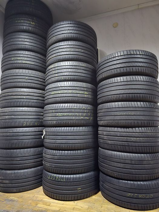 255/40R20 Pirelli Scorpions 101V