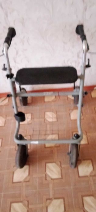 ходунки на колесах