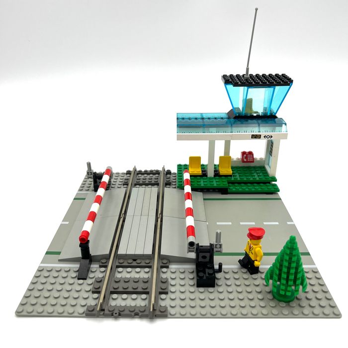 Lego Train 9v 4532 - Manual Level Crossing