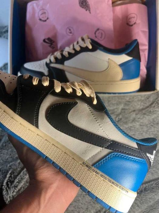 Jordan 1 Retro Low OG SP Fragment x Travis Scott R.41