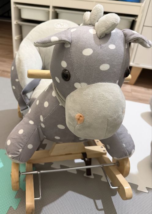 Jeździk bujak konik na biegunach