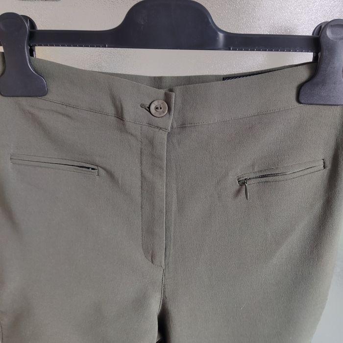 Spodnie khaki-damskie, szerokie dołem,rozm 36/38