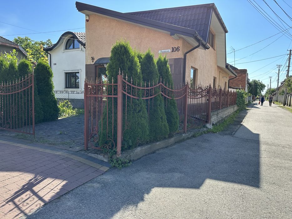 Продається комерційне приміщення