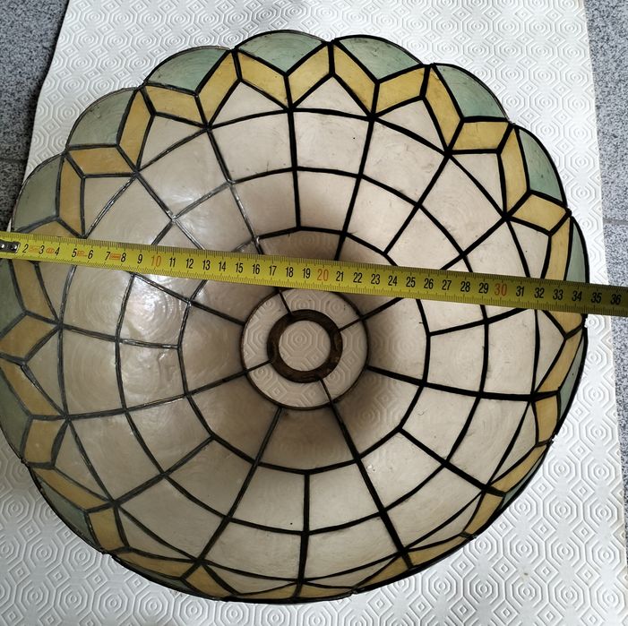 Candeeiro de teto em madrepérola