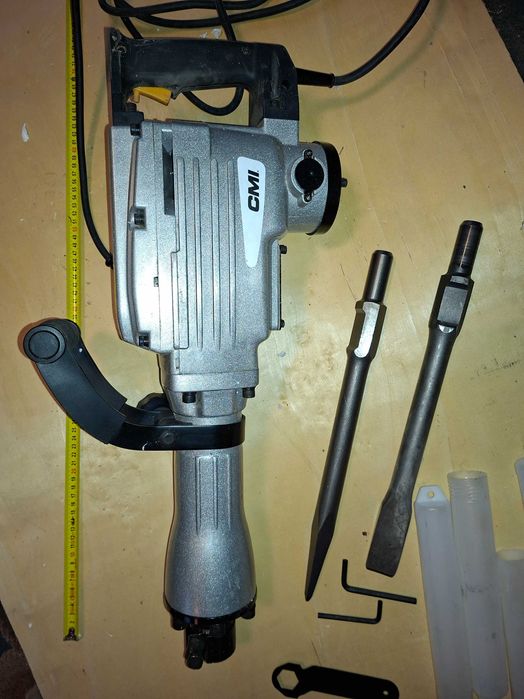 Młot Wyburzeniowy - udarowy