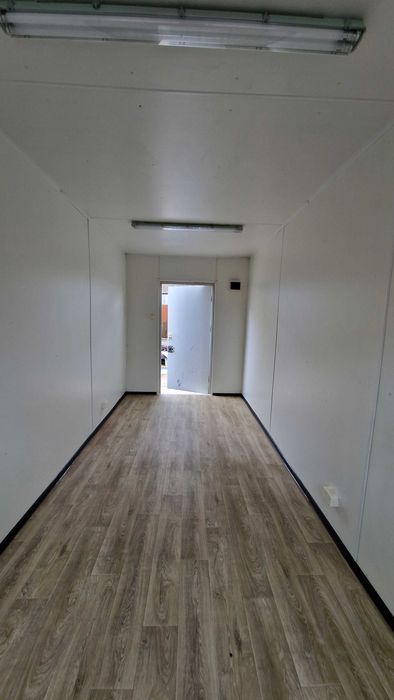Kontener Biurowy - Socjalny - Na Dom /Biuro -wym.6x2,44m.