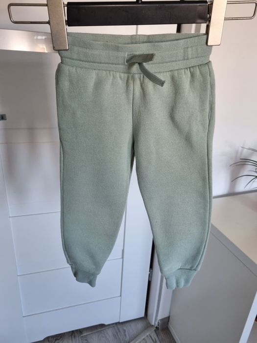 Spodnie dresowe joggery H&M 92