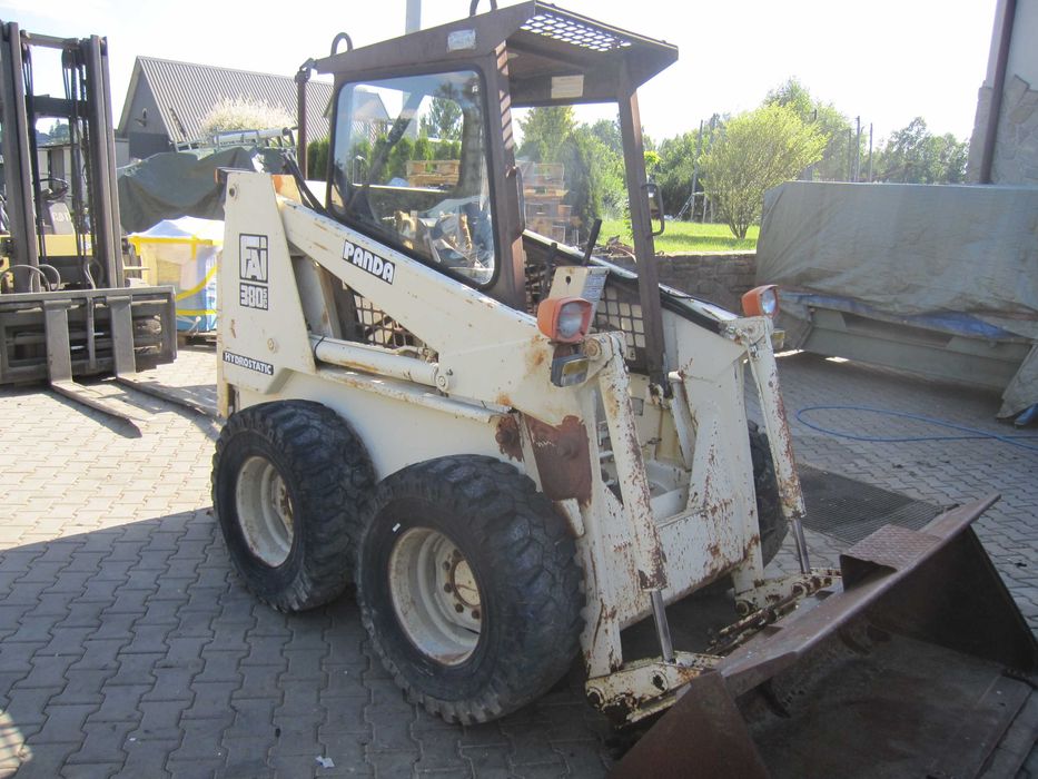Ładowarka bobcat  fai 380 panda