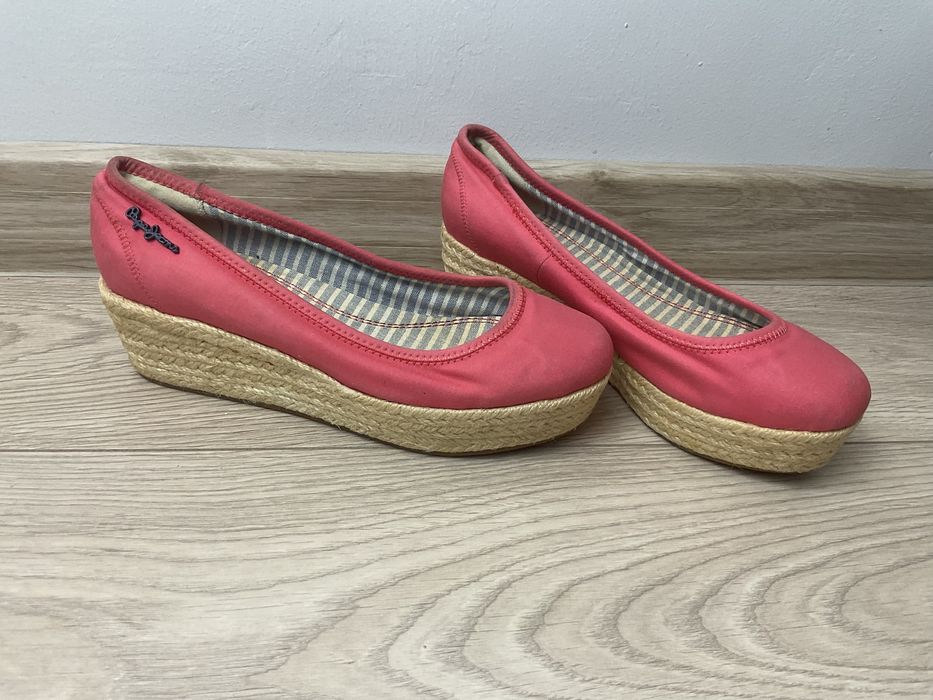 Pepe Jeans espadryle damskie 37 czerwone na koturnie platformie letnie
