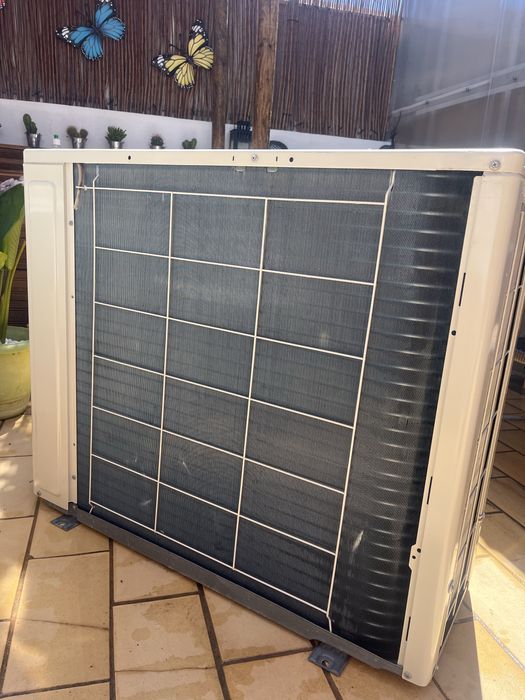 Daikin Comfora 24000 btus