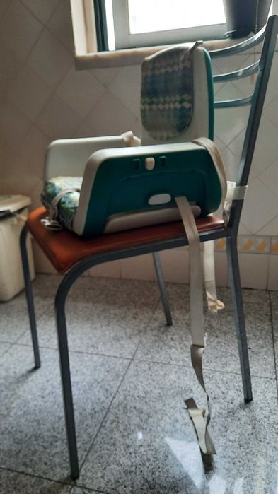 Cadeira de refeição compacta Chicco497010419979397123