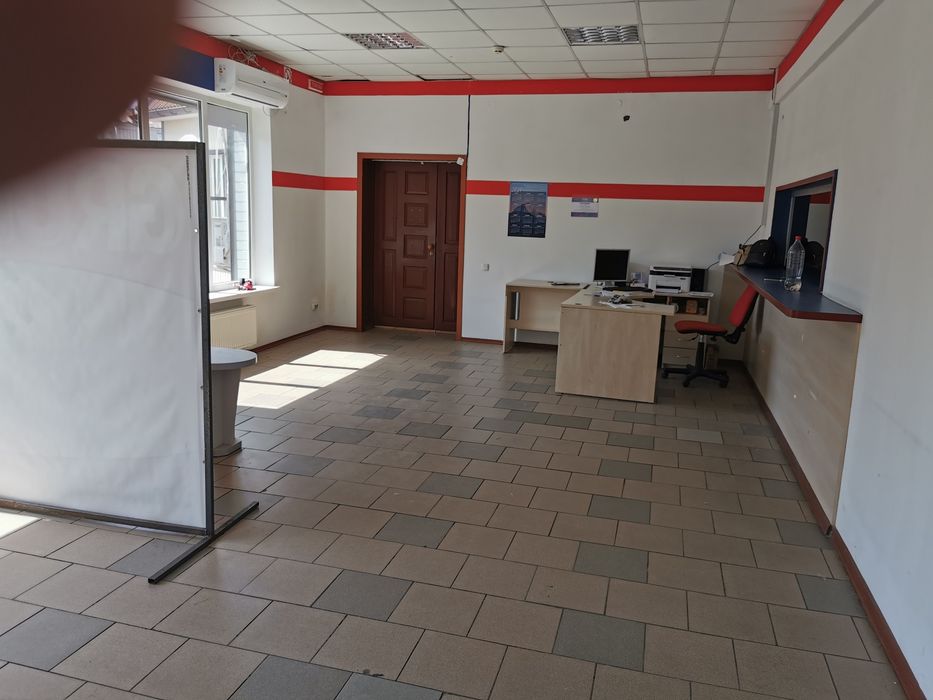 Здам в оренду комерційне приміщення площею 62.4м.кв