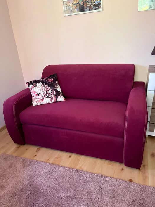 Rozkladana sofa dwuosobowa młodzieżowa kanapa roż glamour fuksja welur