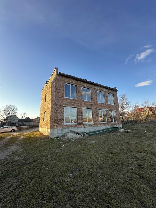 Продаж котедж будинок таунхаус Жовква 20 хв Львів