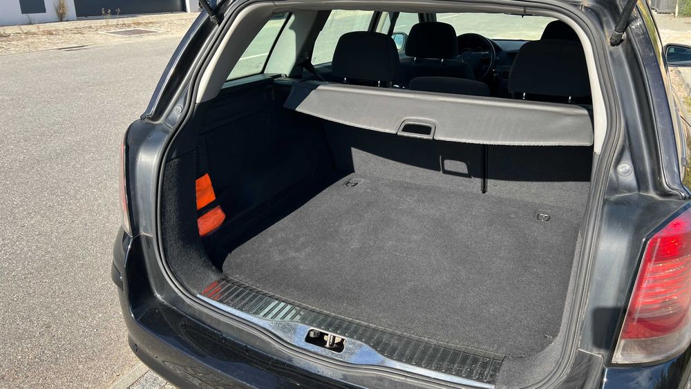 CarrinhaOpel Astra 1.4 Preto