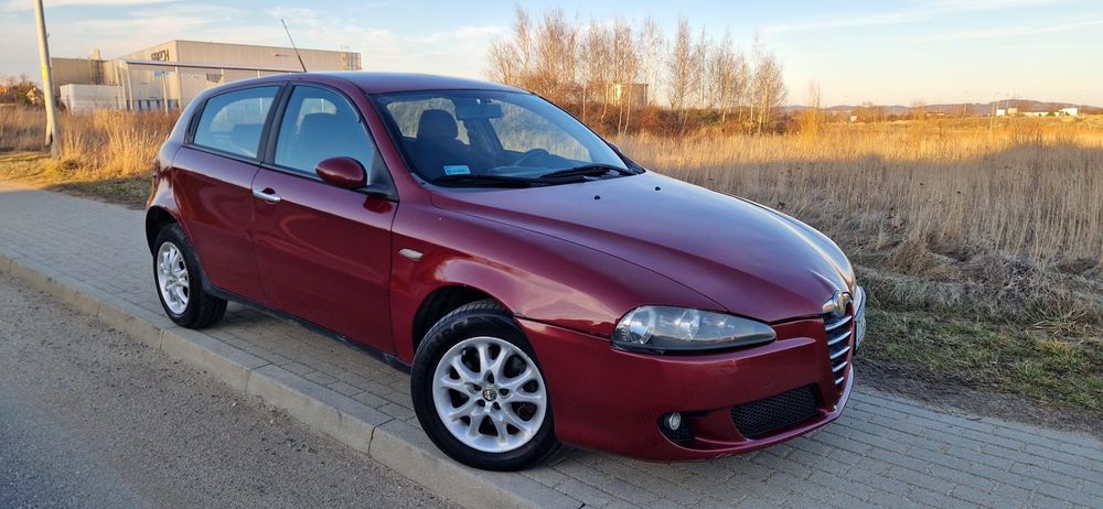 Ładna alfa 147 1.9JTD 115KM 5drzwi
