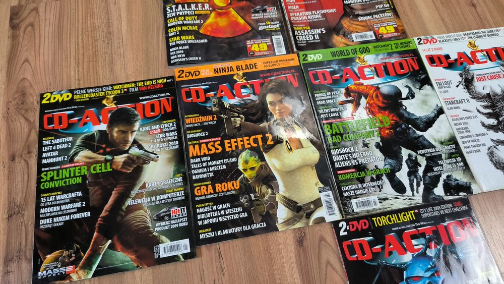 10 Magazynów CD Action, różne roczniki