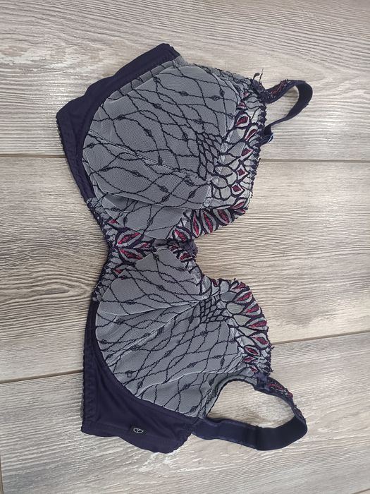 Biustonosz Dalia 65I