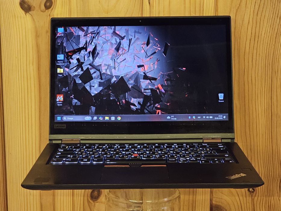 ThinkPad Yoga 13.3"/i5 8250U/RAM 8GB/SSD 256GB/батарея 6г