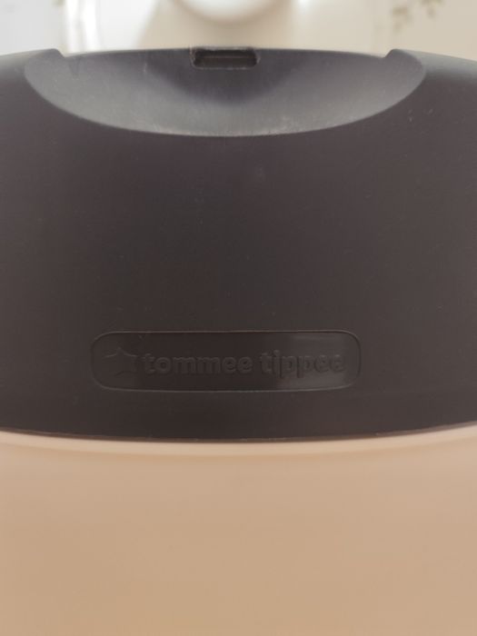 Tommee tippee twist and click