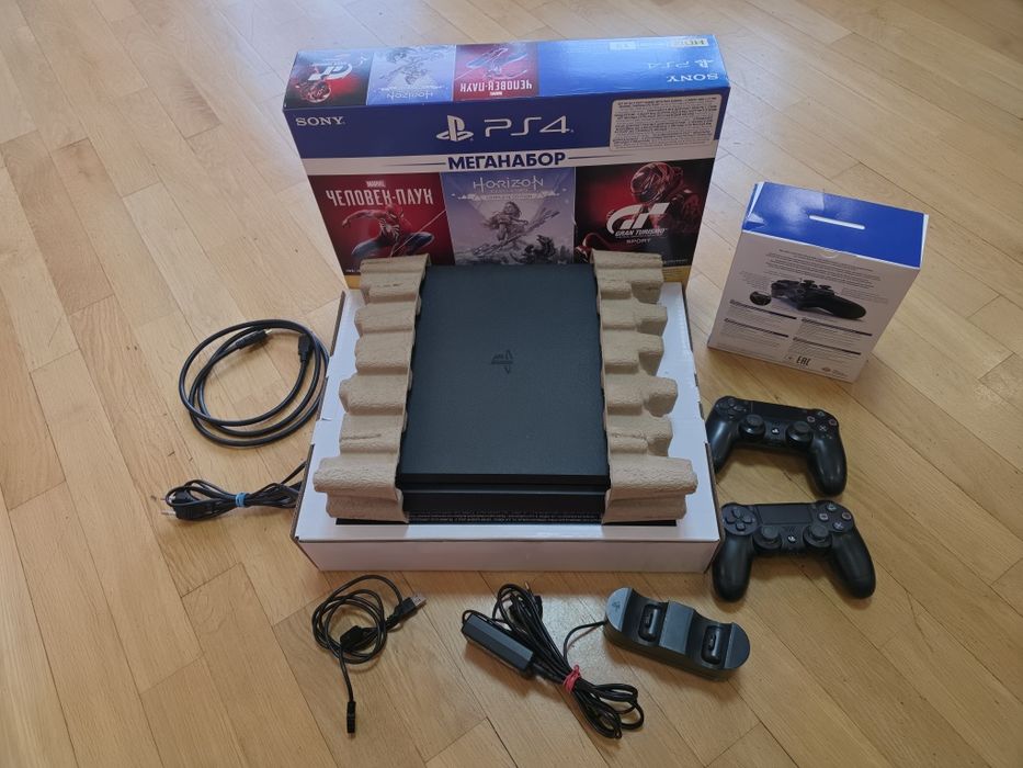 Продам Sony PlayStation 4 Slim