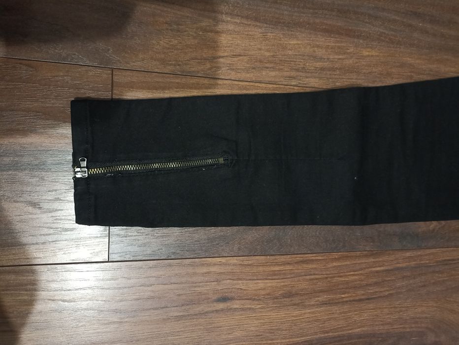 Spodnie damskie eleganckie S 36