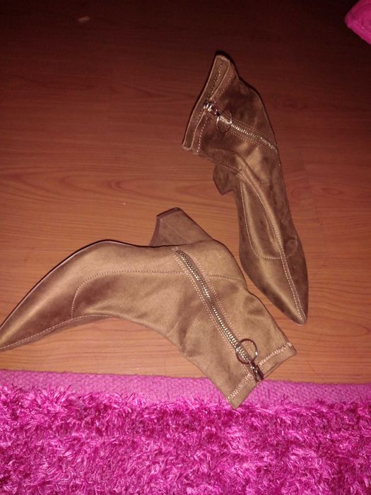 Botas 36 stradivarius