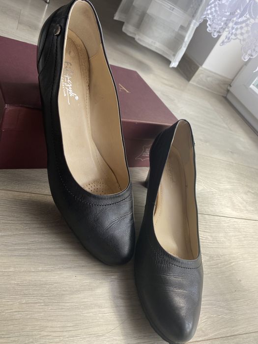 Duże damskie buty 44/45 skóra naturalna półbuty/czółenka czarne