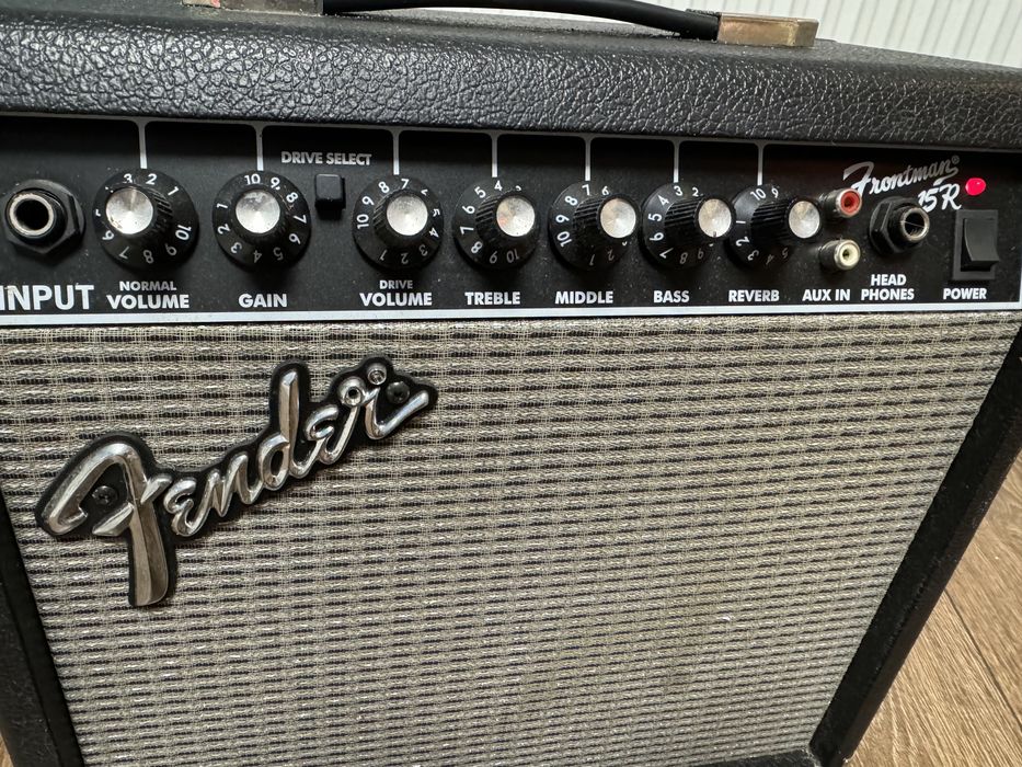 Wzmacniacz Głośnik do E-gitary Fender Frontman 15R