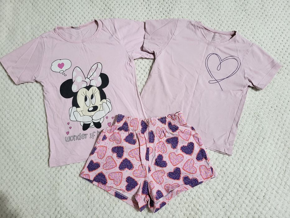 Пакет речей для дівчинки 122-128 розміру