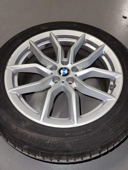 Felgi BMW X5 G05 R19 + opony zimowe Continental