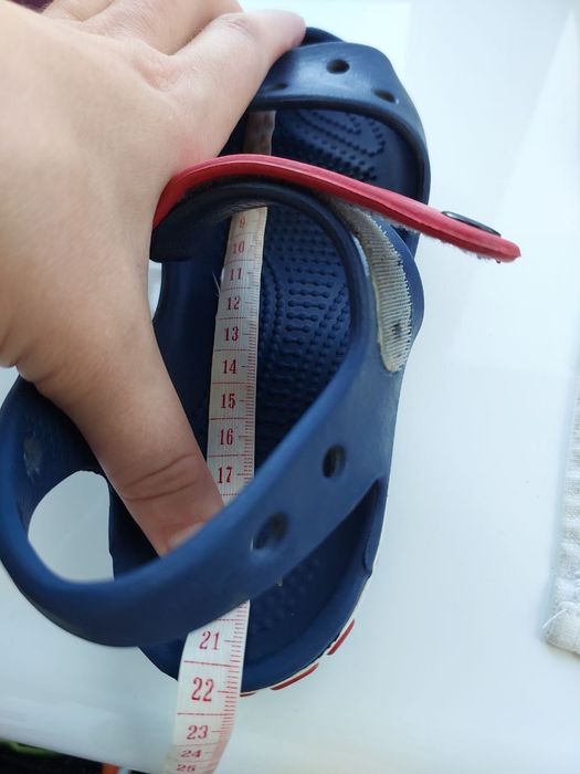 Crocs j1 босоніжки