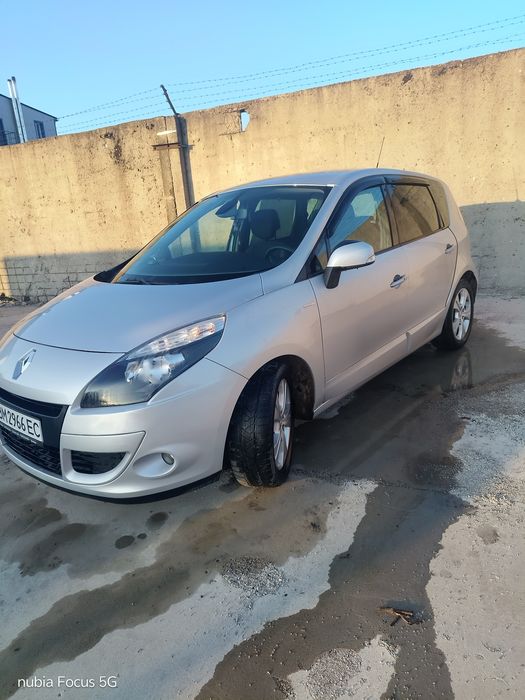 Рено сценик 1,6 дизель 2011