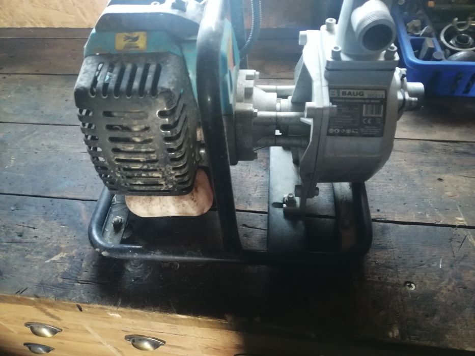 Pompa spalinowa do wody