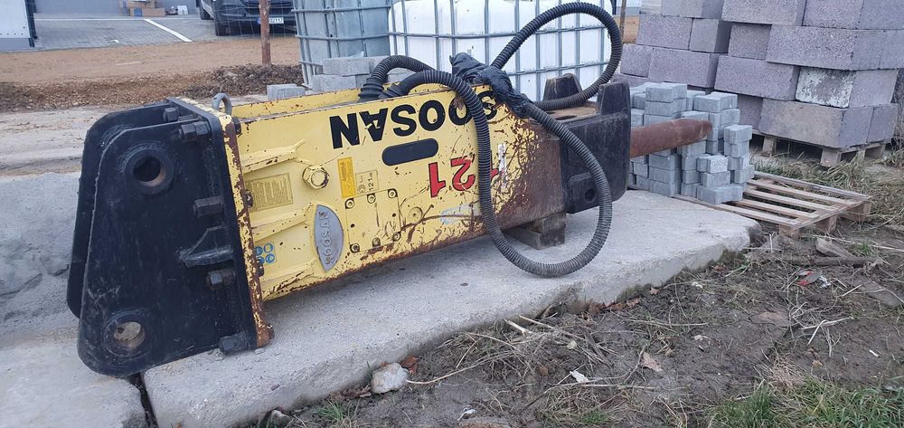 Młot hydrauliczny Soosan SB 121 TS-P 2,6 tony