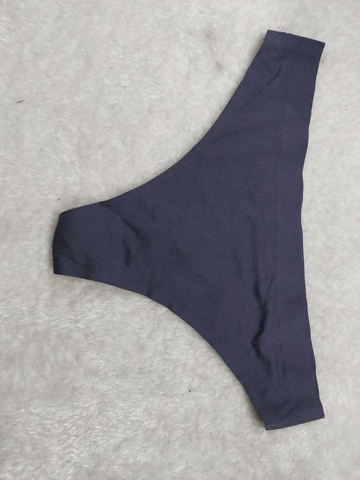 Sloggi by Triumph women move thong stringi rozmiar M 38 szare