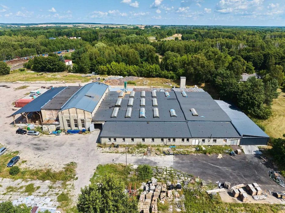 Do wynajęcia hala produkcyjno-magazynowa 2500 m2 z dużym placem 2,8ha