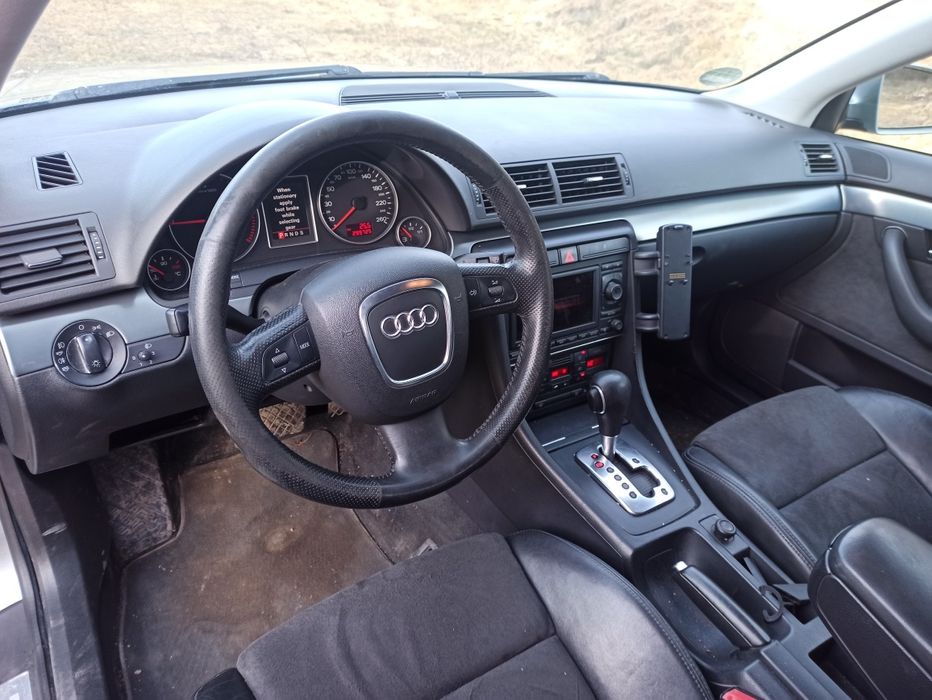 Запчастини на ауді а4 б7