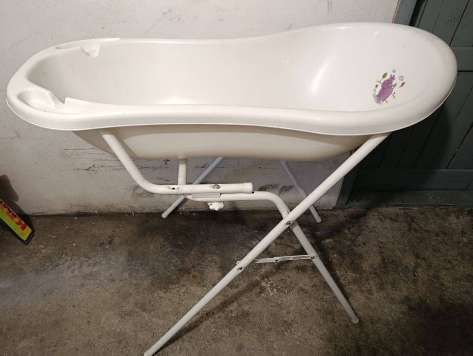 Wanienka dla niemowlecia