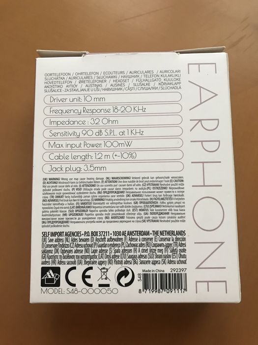 Fones de ouvido de fio